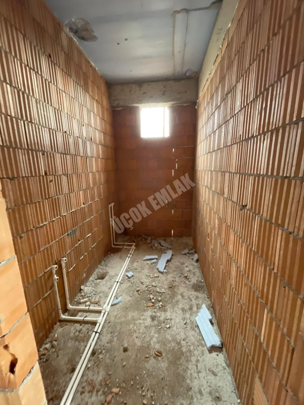 AFYON ÜÇOK EMLAKTAN ALİ İHSAN PAŞA  MAH SATILIK SIFIR LÜX 3+1 DAİRELER