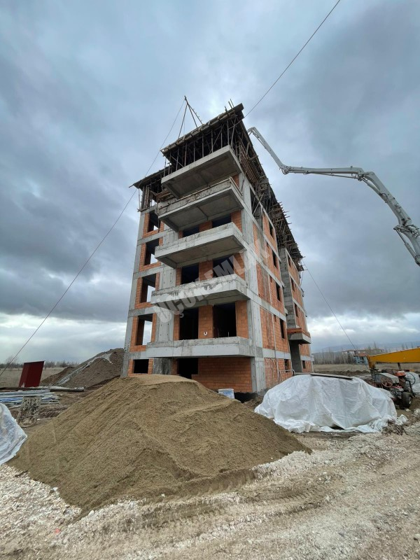 AFYON ÜÇOK EMLAKTAN ALİ İHSAN PAŞA  MAH SATILIK SIFIR LÜX 3+1 DAİRELER