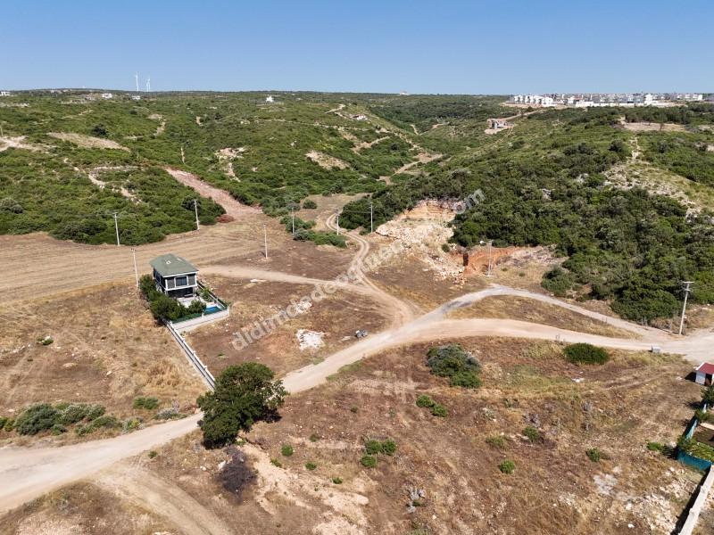 Didim Seyrantepe'de Manzaralı, İmarlı 590m² Arsa