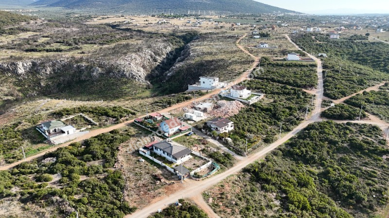 Didim Seyrantepe'de Manzaralı, İmarlı 590m² Arsa