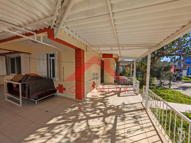 Mete Dinlence Sitesi’nde Köşe Konumlu Yazlık | Didim’de Satılık Yazlık (3+1, Terasta Deniz Manzarası)