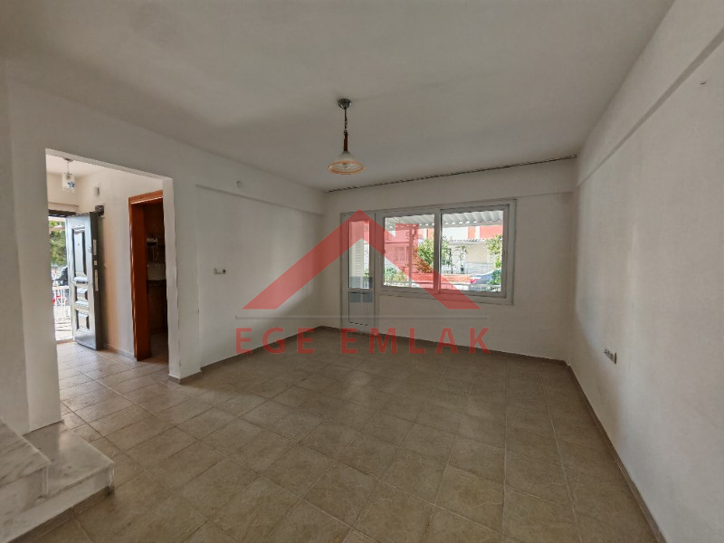 Mete Dinlence Sitesi’nde Köşe Konumlu Yazlık | Didim’de Satılık Yazlık (3+1, Terasta Deniz Manzarası)