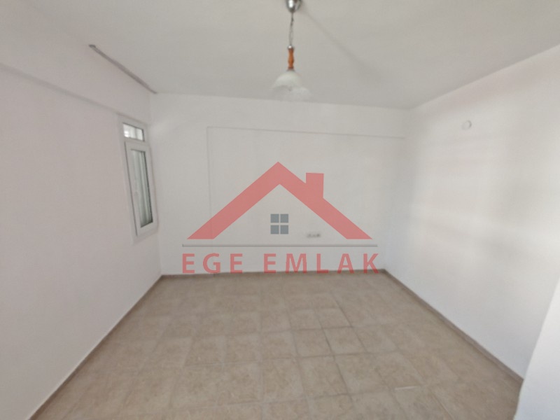 Mete Dinlence Sitesi’nde Köşe Konumlu Yazlık | Didim’de Satılık Yazlık (3+1, Terasta Deniz Manzarası)