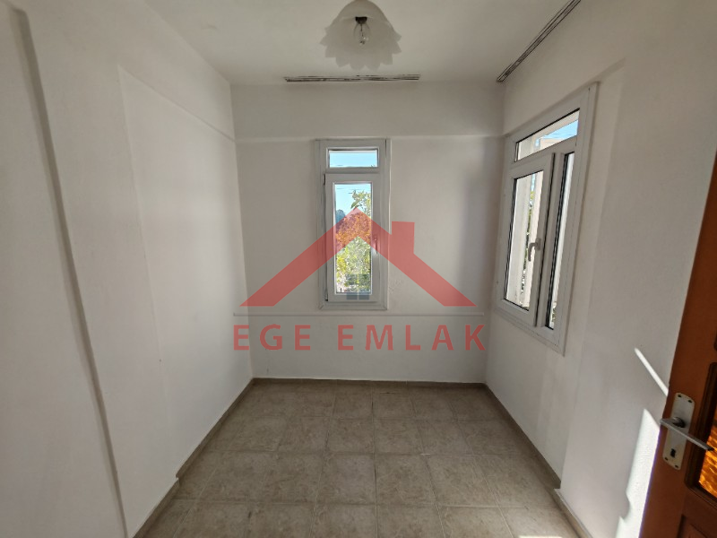 Mete Dinlence Sitesi’nde Köşe Konumlu Yazlık | Didim’de Satılık Yazlık (3+1, Terasta Deniz Manzarası)