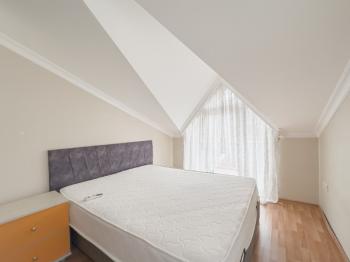 Marmaris İçmeler’de Havuzlu Butik Binada Eşyalı 2+1 Dubleks