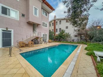 Marmaris İçmeler’de Havuzlu Butik Binada Eşyalı 2+1 Dubleks