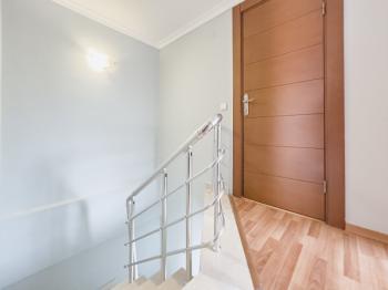 Marmaris İçmeler’de Havuzlu Butik Binada Eşyalı 2+1 Dubleks