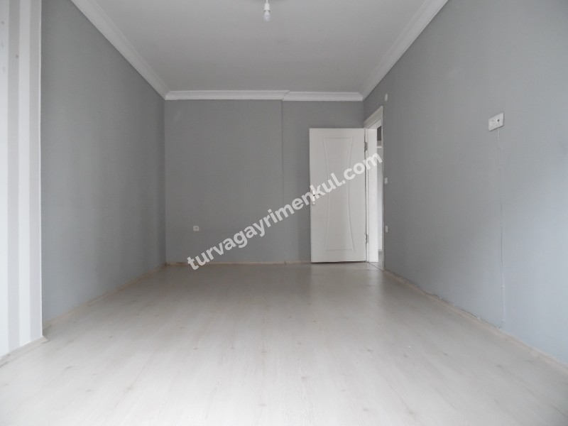 DEĞİRMENKÖYDE SATILIK İSKANLI 2+1 DAİRE 