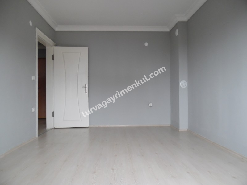 DEĞİRMENKÖYDE SATILIK İSKANLI 2+1 DAİRE 