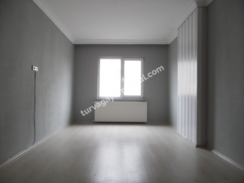 DEĞİRMENKÖYDE SATILIK İSKANLI 2+1 DAİRE 