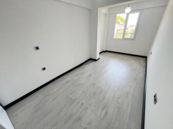 Didim Çamlık Mahallesi Altınkum’a 50 m Satılık 2+1 Lüks Daire