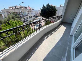 Didim Çamlık Mahallesi Altınkum’a 50 m Satılık 2+1 Lüks Daire