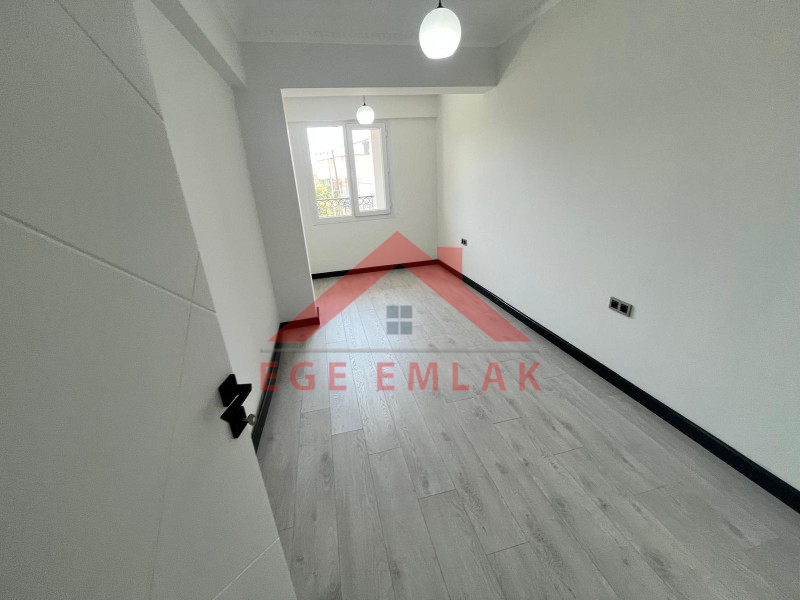 Didim Çamlık Mahallesi Altınkum’a 50 m Satılık 2+1 Lüks Daire