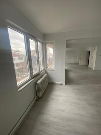 GÜVENAY - ÇEPNİ MAH. İNÖNÜ CADDESİ ÜZERİ KOMPLE SATILIK BİNA 