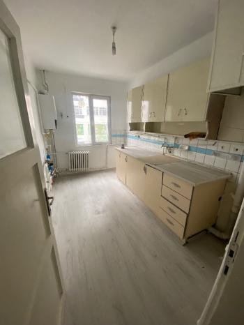 GÜVENAY - ÇEPNİ MAH. İNÖNÜ CADDESİ ÜZERİ KOMPLE SATILIK BİNA 