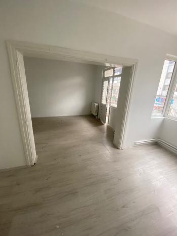 GÜVENAY - ÇEPNİ MAH. İNÖNÜ CADDESİ ÜZERİ KOMPLE SATILIK BİNA 