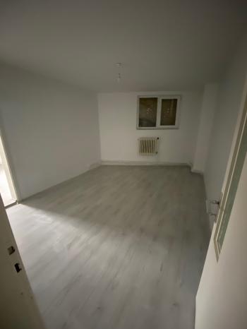 GÜVENAY - ÇEPNİ MAH. İNÖNÜ CADDESİ ÜZERİ KOMPLE SATILIK BİNA 