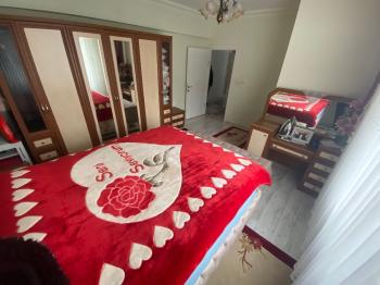 GÜVENAY - ÇORUM  GÜLABİBEY MAH. CUMA PAZARI CİVARI 3+1 SATILIK DAİRE 