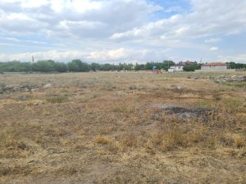 NİĞDE  BAHÇELİ DE 2 ADET yanyana satılık