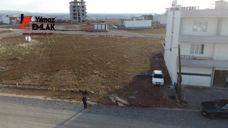 YILMAZ EMLAKTAN KAHTANIN EN BÜYÜK ÇEVRE YOLUNDA SATILIK 401m²ARSA