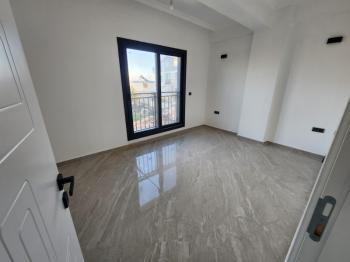 HİSAR MAHALLESİ’NDE DOĞA İÇİNDE LÜKS YAŞAM! MÜSTAKİL BAHÇELİ -BİTİŞİK NİZAM 3+1 VİLLA