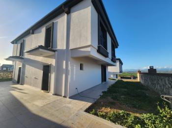 HİSAR MAHALLESİ’NDE DOĞA İÇİNDE LÜKS YAŞAM! MÜSTAKİL BAHÇELİ -BİTİŞİK NİZAM 3+1 VİLLA