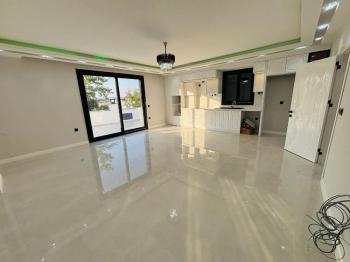 HİSAR MAHALLESİ’NDE DENİZ MANZARALI  DENİZ MANZARALI ULTRA LÜKS VİLLA!!!