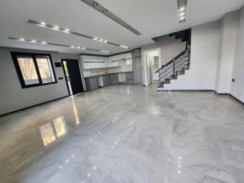 EFELER MAHALLESİ’NDE ULTRA LÜKS YAŞAM! ÖZEL HAVUZLU -BİTİŞİK NİZAM - PRESTİJ VİLLA 