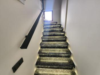  HİSAR MAHALLESİ’NDE SİTE İÇERİSİNDE MÜSTAKİL BAHÇELİ - ÖZEL OTOPARKLI  - ULTRA LÜKS 3+1 VİLLA! 