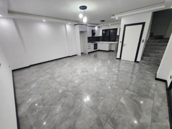 HİSAR MAHALLESİ’NDE PRESTİJLİ SİTE İÇERİSİNDE ÖZEL OTOPARKLI 3+1 LÜKS VİLLA! 