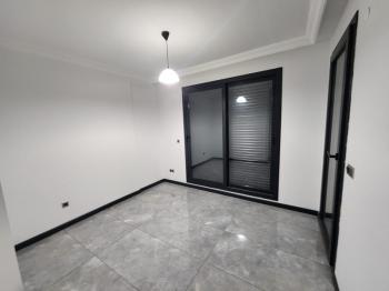 HİSAR MAHALLESİ’NDE PRESTİJLİ SİTE İÇERİSİNDE ÖZEL OTOPARKLI 3+1 LÜKS VİLLA! 