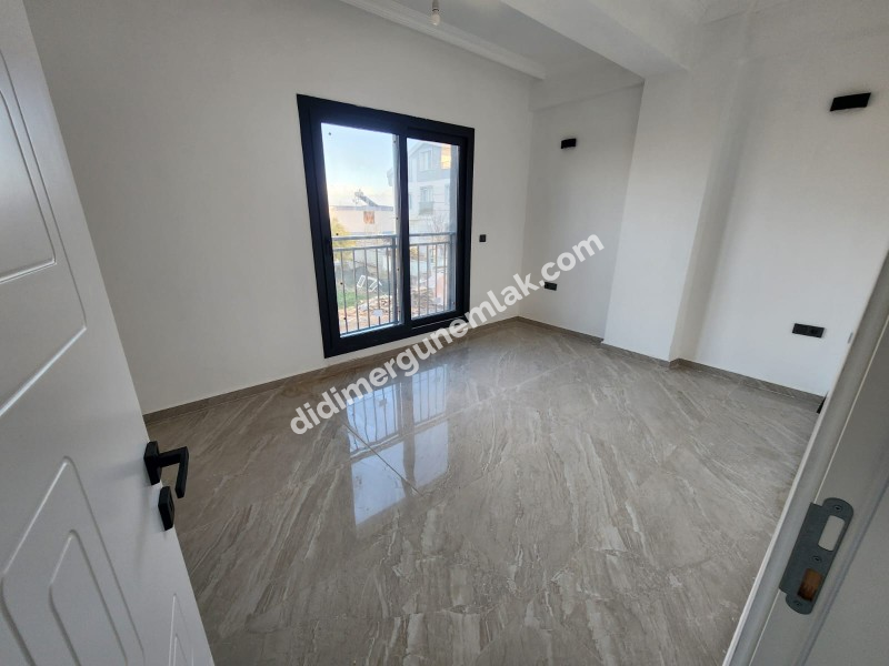 HİSAR MAHALLESİ’NDE DOĞA İÇİNDE LÜKS YAŞAM! MÜSTAKİL BAHÇELİ -BİTİŞİK NİZAM 3+1 VİLLA