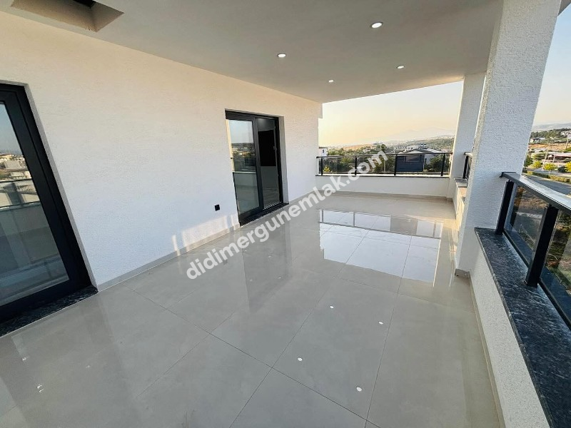 HİSAR MAHALLESİ’NDE DENİZ MANZARALI  DENİZ MANZARALI ULTRA LÜKS VİLLA!!!