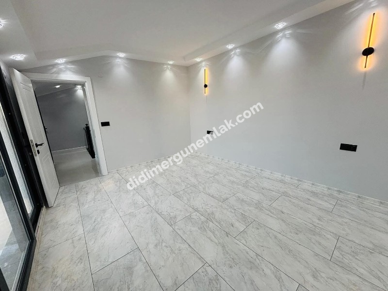 HİSAR MAHALLESİ’NDE DENİZ MANZARALI  DENİZ MANZARALI ULTRA LÜKS VİLLA!!!