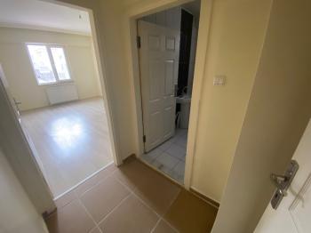 GÜVENAY - ÇORUM GÜLABİBEY MAH.HUZUR EVİ ALTINDA SATILIK 3+1 DAİRE 