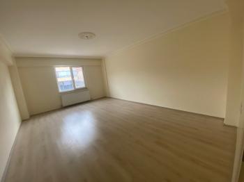 GÜVENAY - ÇORUM GÜLABİBEY MAH.HUZUR EVİ ALTINDA SATILIK 3+1 DAİRE 