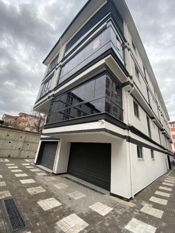 GÜVENAY - ÇORUM BAHÇELİEVLER MAH. CUMARTESİ PAZARI CİVARI 3+1 SIFIR SATILIK DAİRE