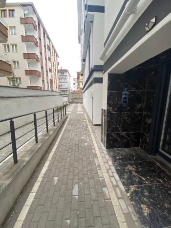 GÜVENAY - ÇORUM BAHÇELİEVLER MAH. CUMARTESİ PAZARI CİVARI 3+1 SIFIR SATILIK DAİRE 