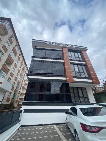 GÜVENAY - ÇORUM BAHÇELİEVLER MAH. CUMARTESİ PAZARI CİVARI 3+1 SIFIR SATILIK DAİRE 