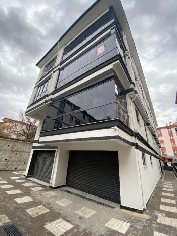 GÜVENAY - ÇORUM BAHÇELİEVLER MAH. CUMARTESİ PAZARI CİVARI 3+1 SIFIR SATILIK DAİRE 