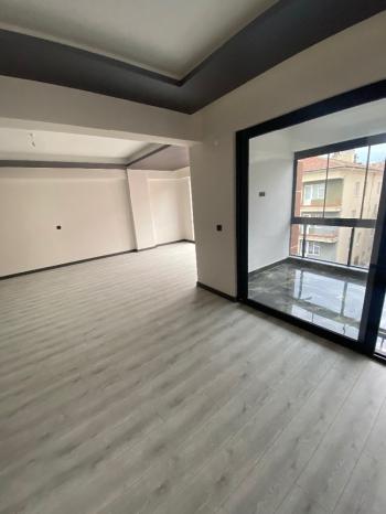 GÜVENAY - ÇORUM BAHÇELİEVLER MAH. CUMARTESİ PAZARI CİVARI 3+1 SIFIR SATILIK DAİRE 