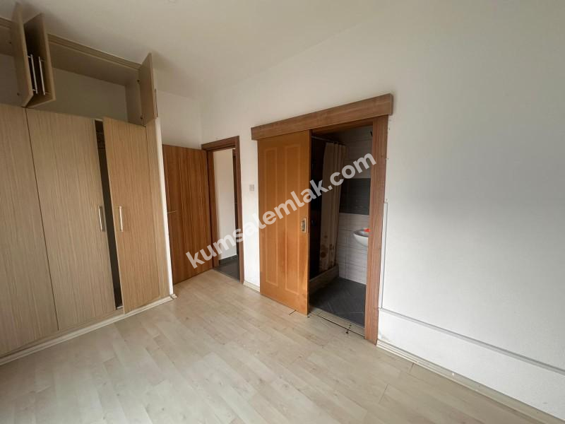 Küçük Kaymaklı'da eşyasız kiralık daire