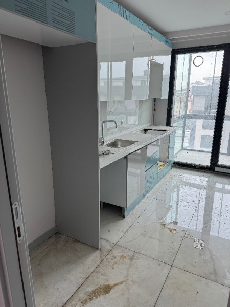 Yeşilpınar Ana Cadde'de Yüzme Havuzlu Bitmiş Proje'de 4+2 Satılık Dubleks