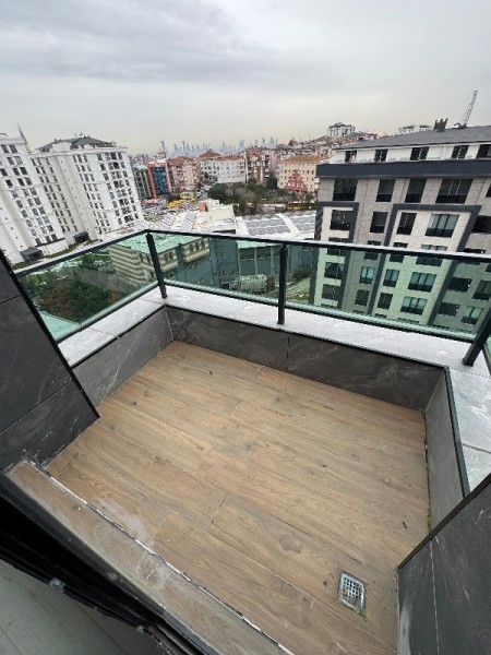 Yeşilpınar Ana Cadde'de Yüzme Havuzlu Bitmiş Proje'de 4+2 Satılık Dubleks