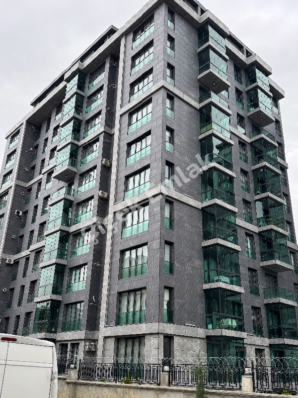 Yeşilpınar Ana Cadde'de Yüzme Havuzlu Bitmiş Proje'de 4+2 Satılık Dubleks