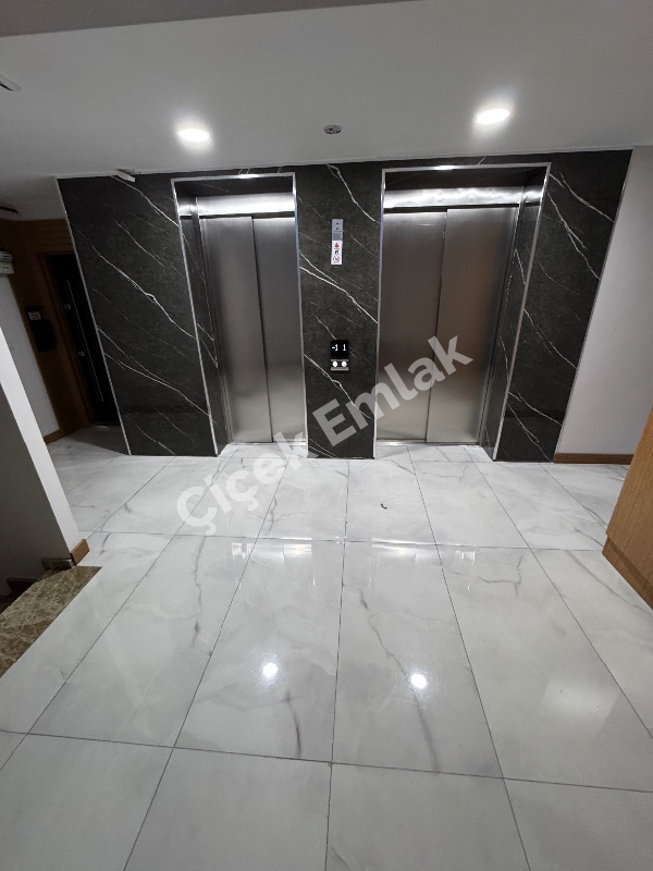 Yeşilpınar Ana Cadde'de Yüzme Havuzlu Bitmiş Proje'de 4+2 Satılık Dubleks