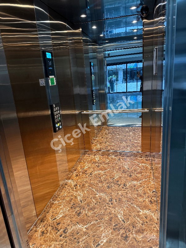 Yeşilpınar Ana Cadde'de Yüzme Havuzlu Bitmiş Proje'de 4+2 Satılık Dubleks