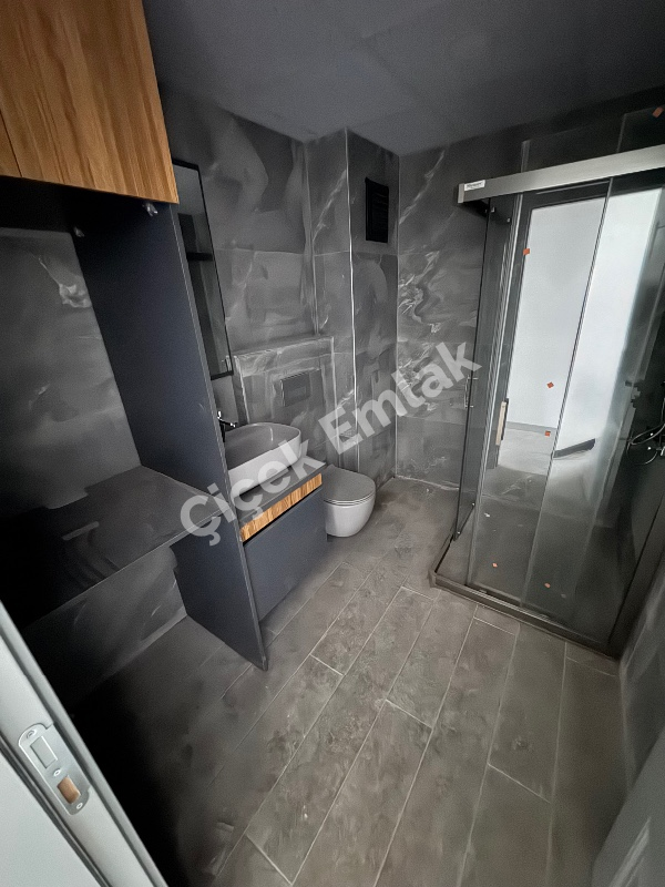 Yeşilpınar Ana Cadde'de Yüzme Havuzlu Bitmiş Proje'de 4+2 Satılık Dubleks