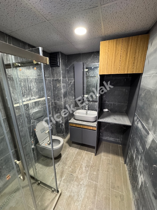 Yeşilpınar Ana Cadde'de Yüzme Havuzlu Bitmiş Proje'de 4+2 Satılık Dubleks