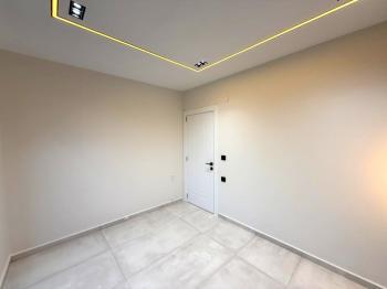 Didim'de Satılık 3+1 Havuzlu Otoparklı Villa